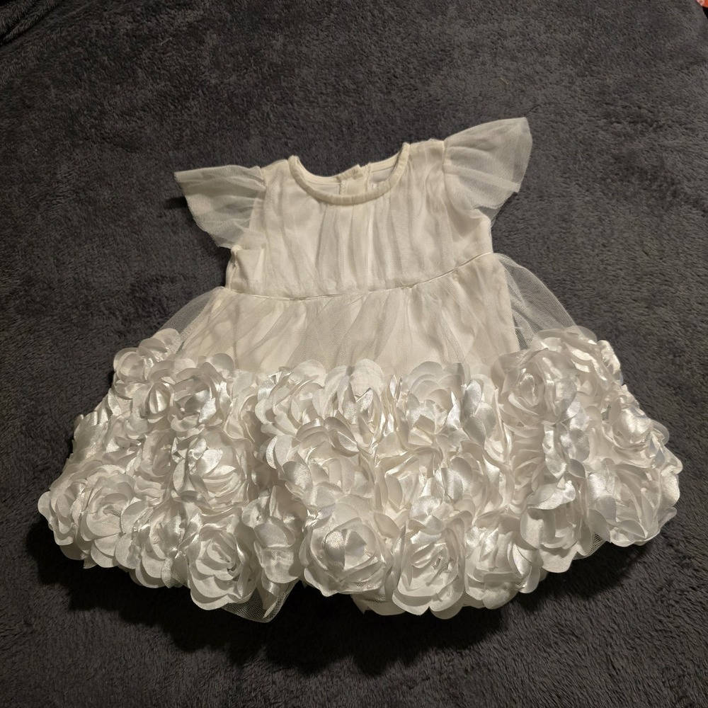 Nannette Baby White 3D Rosette Tulle Dress 6-9M Special Occasion Flower Girl